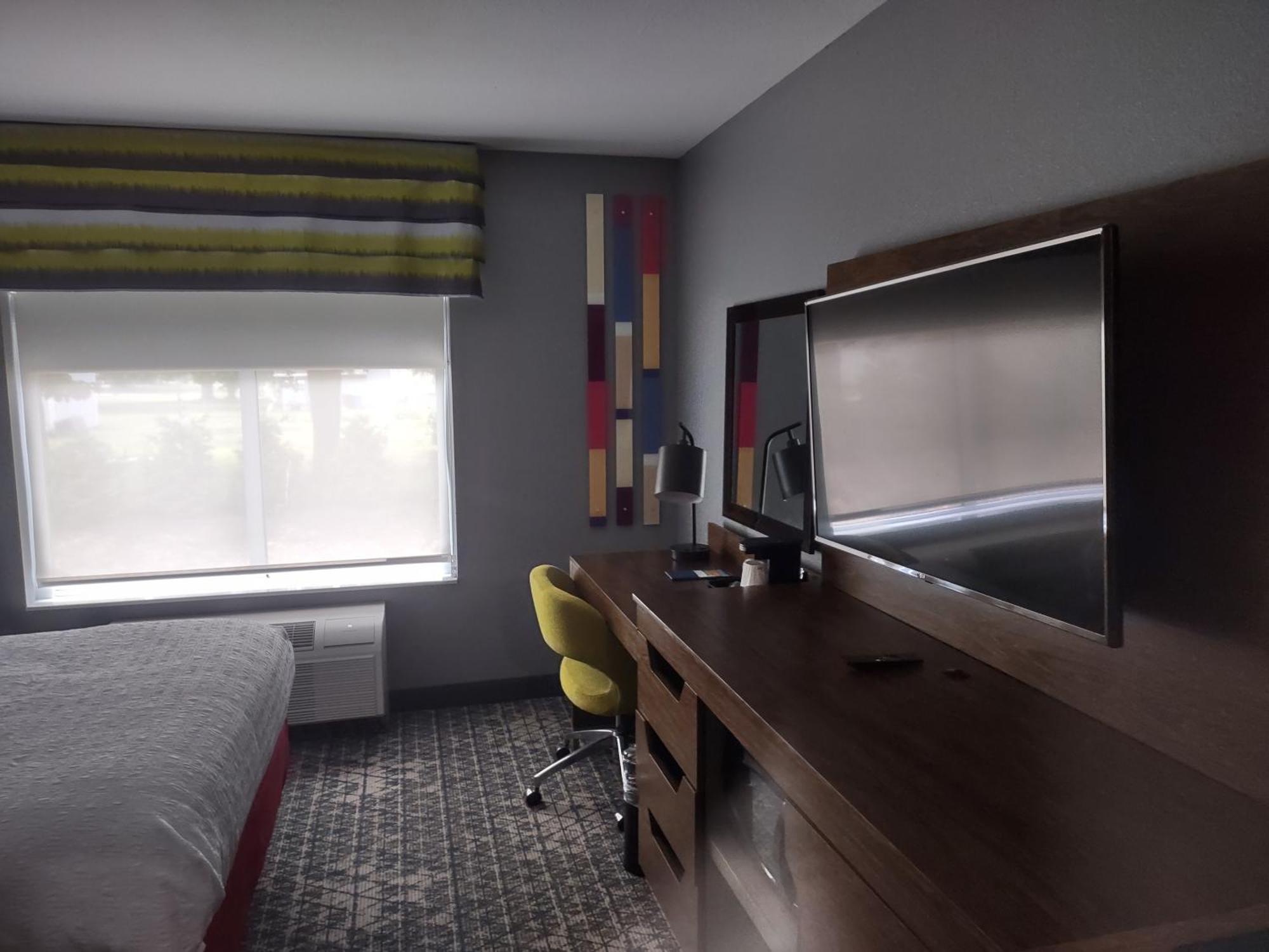 Hampton Inn & Suites Pittsburgh New Stanton Pa Ngoại thất bức ảnh